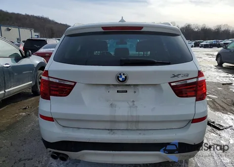 2016 BMW X3 xDrive28I z USA, uszkodzony, nr VIN 5UXWX9C50G0D70989